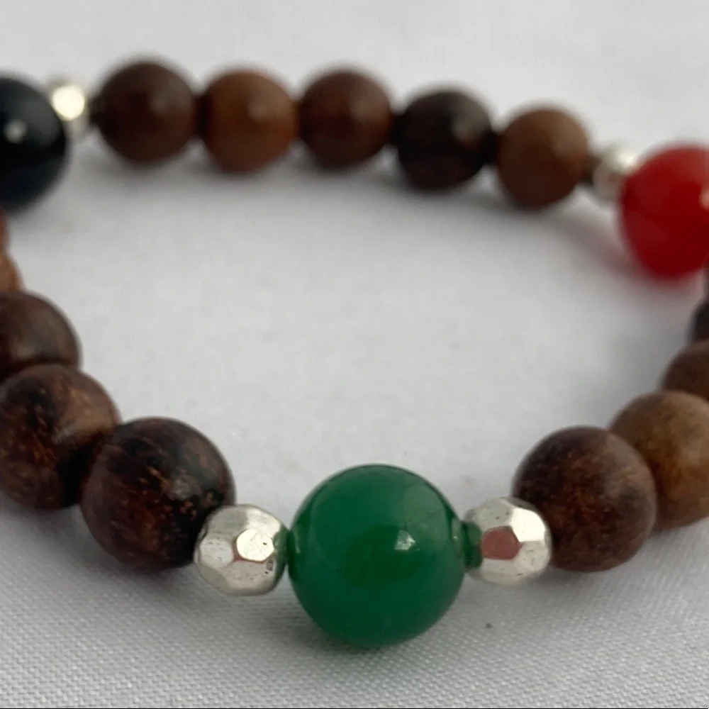 SANDALWOOD Aventurine Carnelian and Onyx Stretch Beaded Bracelet